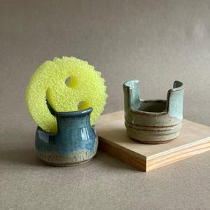 Porta spugne in ceramica per spugne rotonde, organizer per lavello fatto a mano
