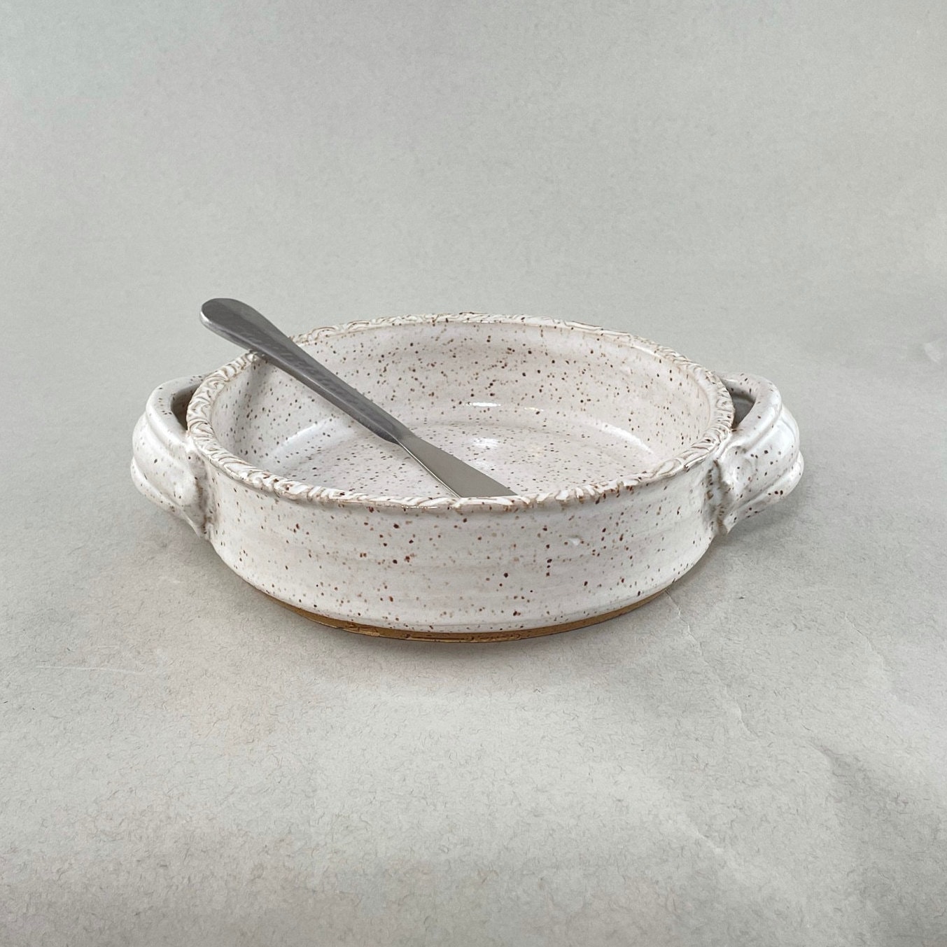 Stoneware Brie Baker With Acacia Spreader, Kitchen Serving Ware, Serveware  by Harry & David - Yahoo Shopping