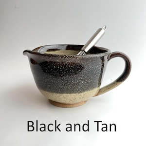 Tigela de cerâmica artesanal para massa com batedor, tigela para misturar na cozinha Black and Tan