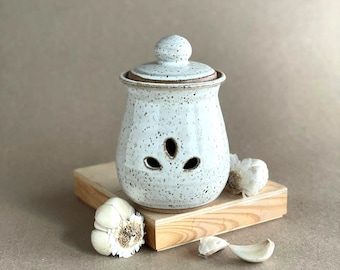 Ceramic Garlic Keeper with Vent Holes, Handmade Kitchen Storage, Pottery Storage Jar