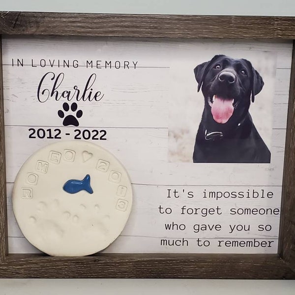 Pet Memorial, Pet Memorial Shadowbox, Dog collar Memorial , Cat Memorial, Loss of Pet Gift, Personalized Pet Memorial, Pet Sympathy Gift