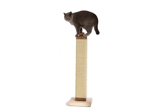 Sisal Walnut Cat Scratcher Sisal Walnut Cat Scratcher