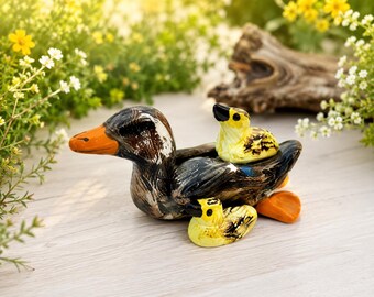 Miniature Duck and Ducklings Figurine - Fairy Garden Ducks