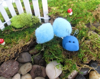 Puff Ball Blue Caterpillar - Miniatura Caterpillar - Fairy Garden Caterpillar - Terrario Caterpillar