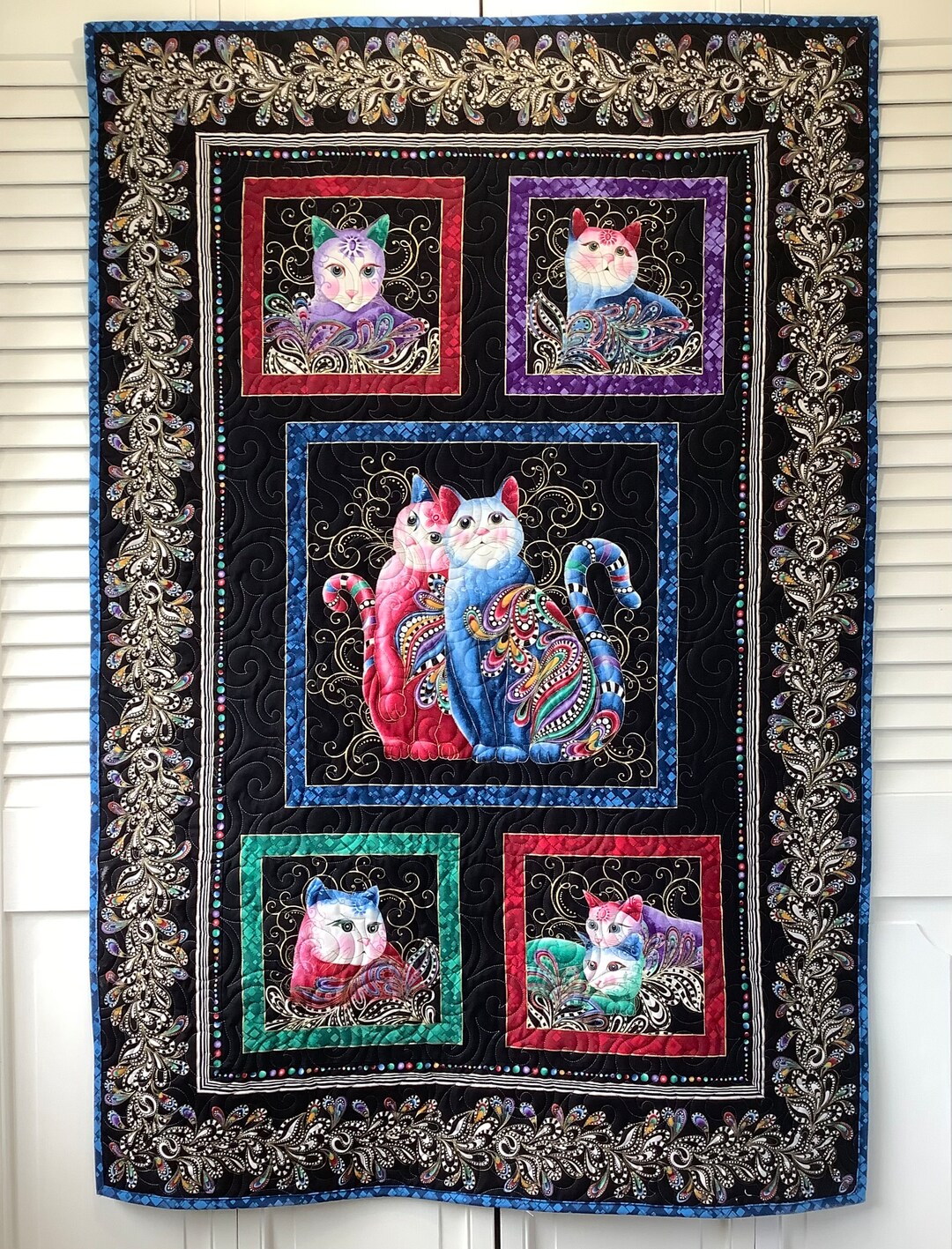 Cat Mood WN0407032CL Quilted Round Mat main image 1