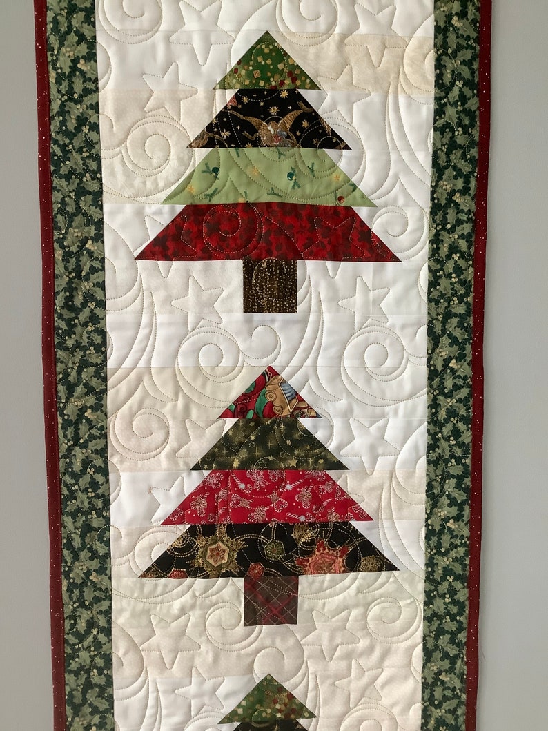 Christmas Tree Quilted Table Runner or Wall Hanging in Red - Etsy
