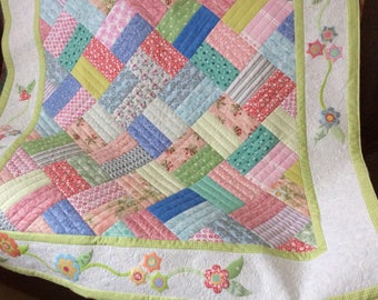 Floral appliqué lap quilt in 1930 replica fabrics, basket weave pastel small quilt, quilted table topper, crib quilted blanket, shower gift