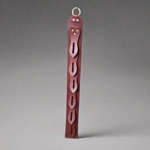 Leather Western Cinch Girth Holder: Horse Tack Room Organizer