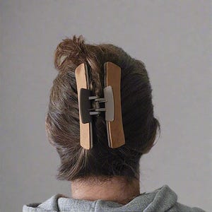 Western Style Leather Cowhide Claw Clip – Large Handmade Hair Accessory for Women