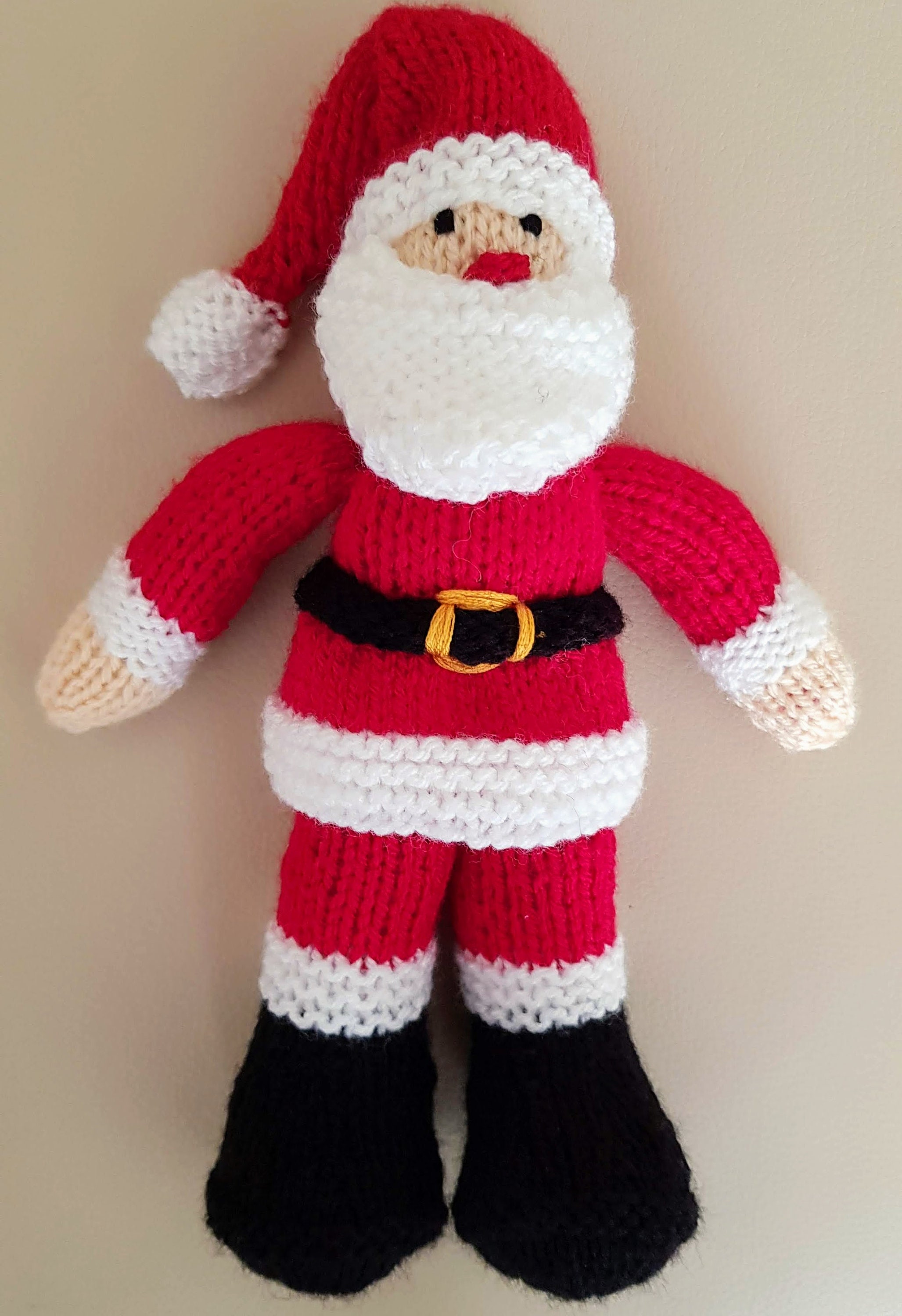 Knitting Kit to make Santa Knitting Kit Knitting hobby Etsy