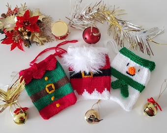 PDF Christmas Chocolate Coin Bags knitting pattern, Christmas Eve Boxes, Charity Knits, Easy knits, Santa bags, Gifts to make, child&#39;s bag