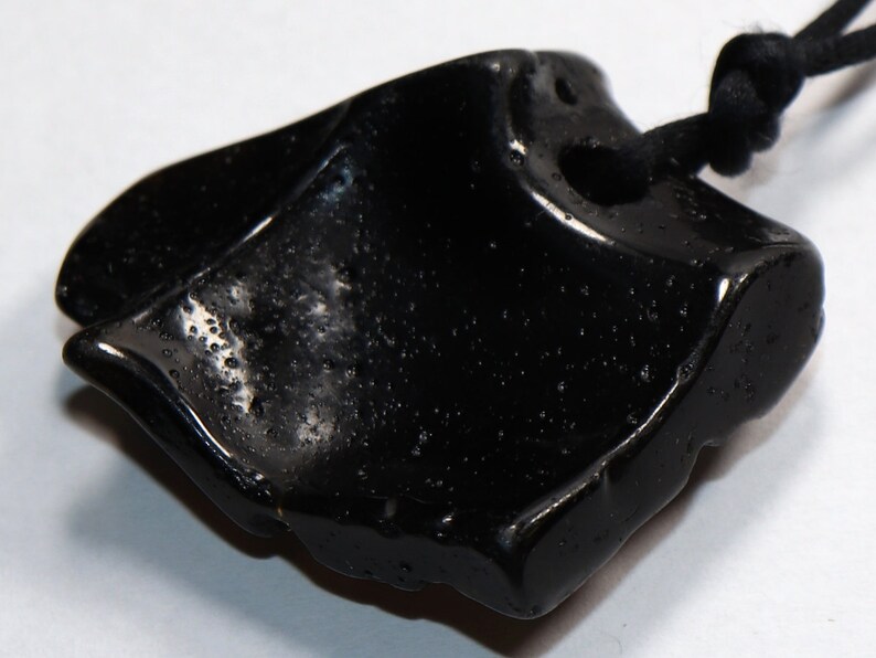 -- stone size necklace 34 x 33 mm 1.34 x 1.30 inch Tektite on leather strap cotton cord