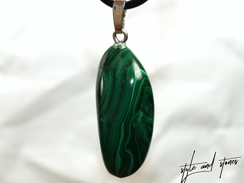 32 x 14 mm 1.26 x 0.55 inch Malachite on leather strap cotton cord necklace -- stone size
