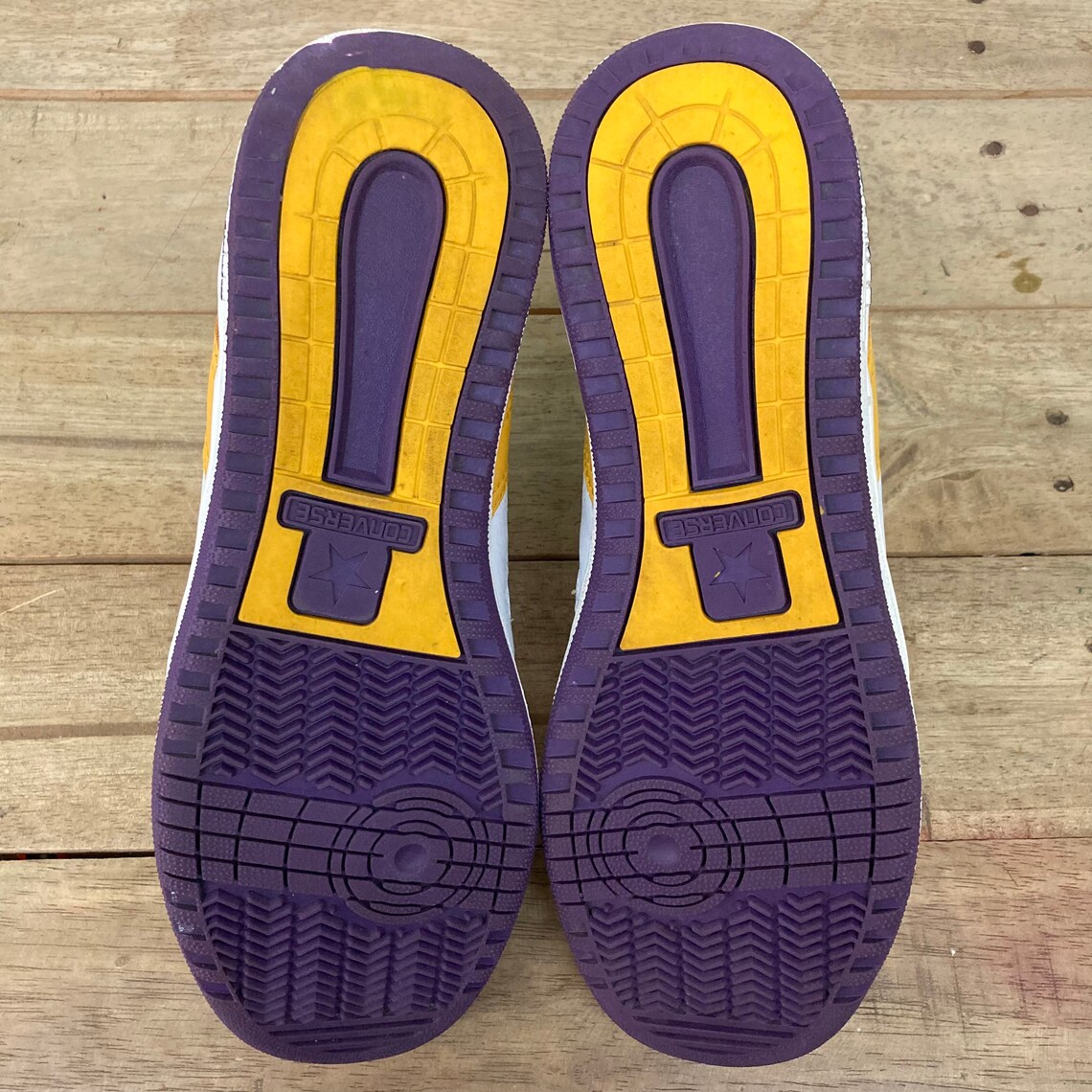 converse weapons lakers