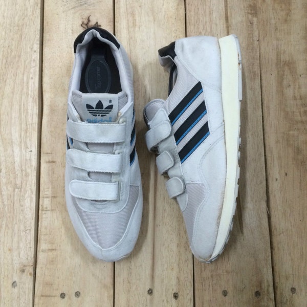 Adidas Quedar straps/vintage/26.5cm measured insole