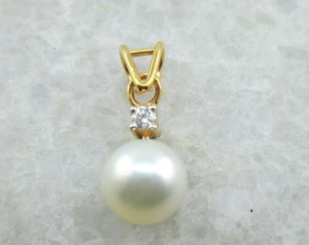 Natural Pearl & Diamond Pendant 14K Yellow Gold, South Sea Pearl Diamond Pendant