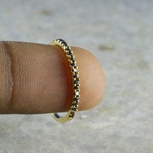 Natürlicher 1mm Schwarzer Diamant Ring, Diamant Stapelring, Diamant Eternity Ehering, Micro Pave Setting Diamant Ring, Solid Gold