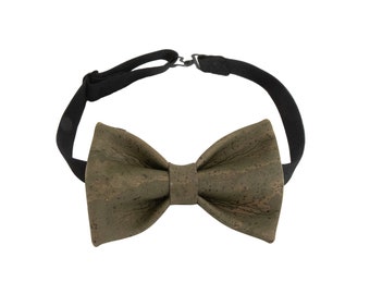 Green Bow Tie-Cork Bow Tie-Beige Bow Tie-Vegan Bow Tie-Mens Accessories-Gift For Him-Wooden Bow Tie-Wedding Bow Tie-Groom Bow Tie