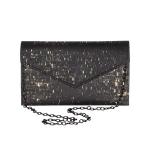 Clutch negro-Embrague de corcho-Embrague de verano-Bolso ecológico-Bolso vegano-Bolso hecho a mano-Regalo para ella-Regalo vegano-Bolsa de corcho-Bolsa de corcho-Bolsa de sobre
