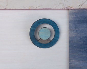 Circle brooch,statement jewellery, wooden.