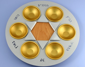 Passover - Seder Plate "Nitsanim" made by Shraga Landesman, Judaica, Anodised Aluminum and beech wood