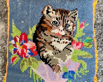 ヴィンテージクロスステッチタペストリー猫と犬の刺繍絵手織りウール