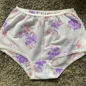 Vintage Unterhose, Frauen Größe L/XL, geblümte Unterwäsche, Damenunterwäsche, Sammlerstück