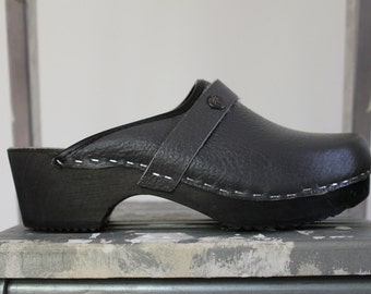 Dansko donut clogs sales