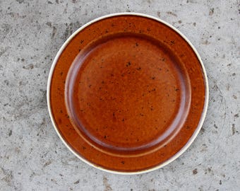 Stig Lindberg Dinner Plate COQ, Designed for Gustavsberg, Brown Color Gustavsberg Porcelain. Made in Sweden, Collectible