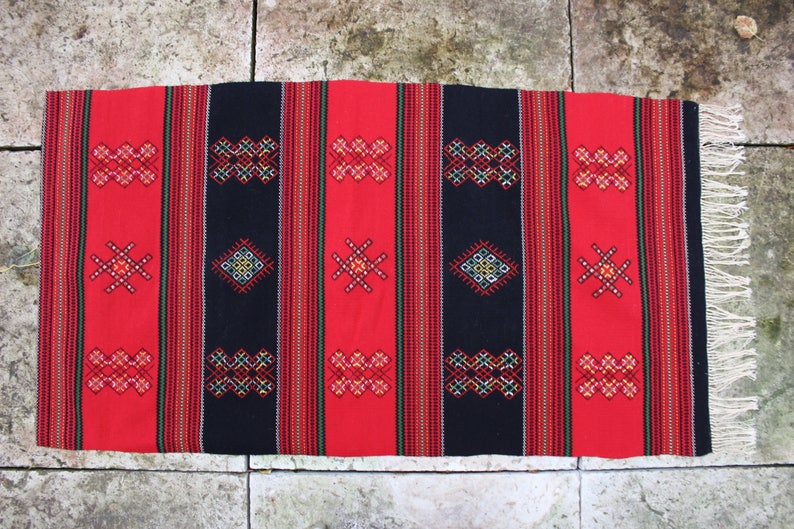 Scandinavian Wool Wall Hanging Rug Hand Woven Nordic Wall Etsy