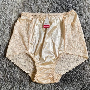 Vintage 90s Underpants Women Size M High Raise Underwear Beige Synthetic Lace Ladies Panties Collectible Lauma