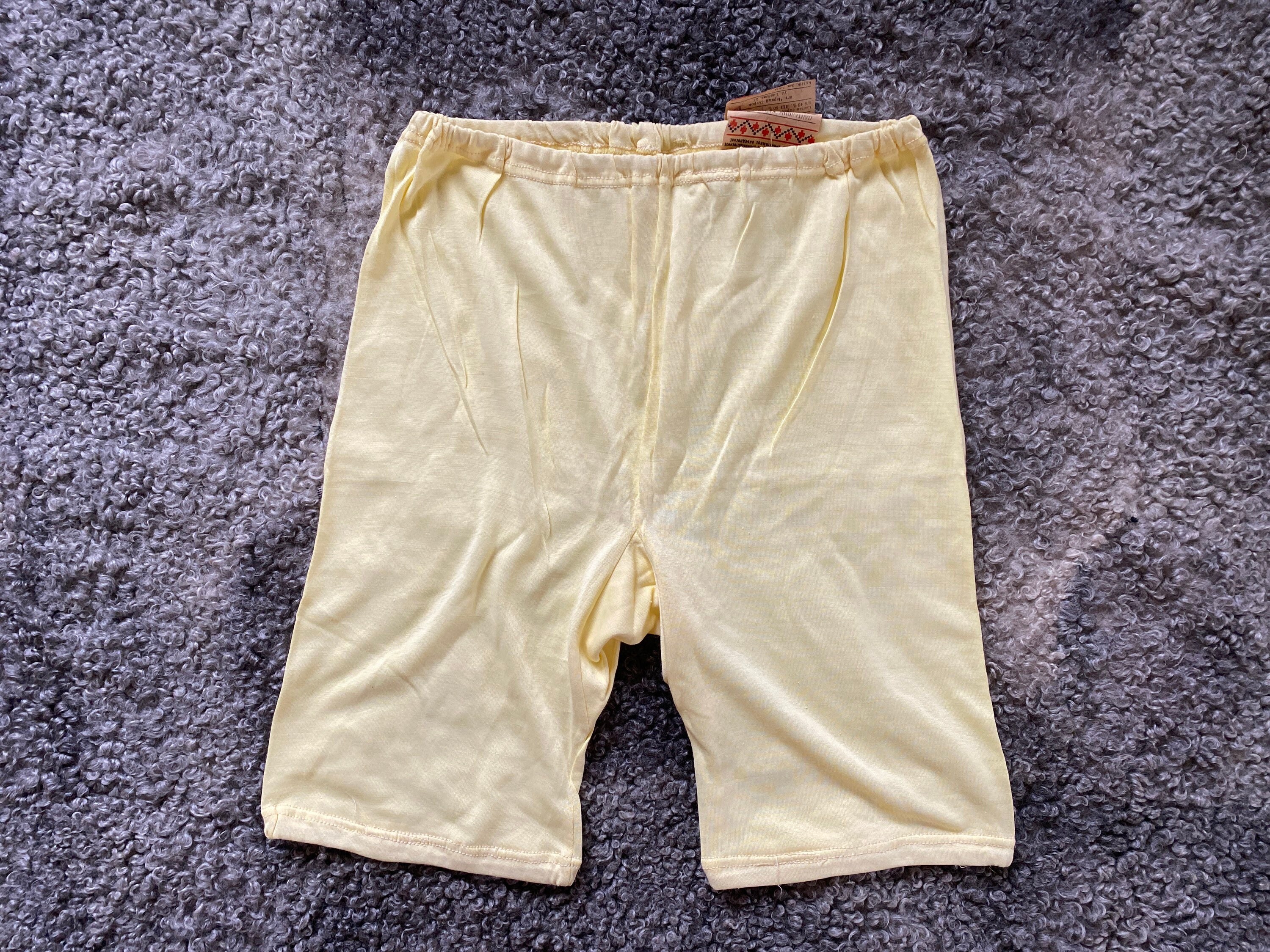Vintage Kids Underwear Girls Unused Light Yellow Cotton Knickers