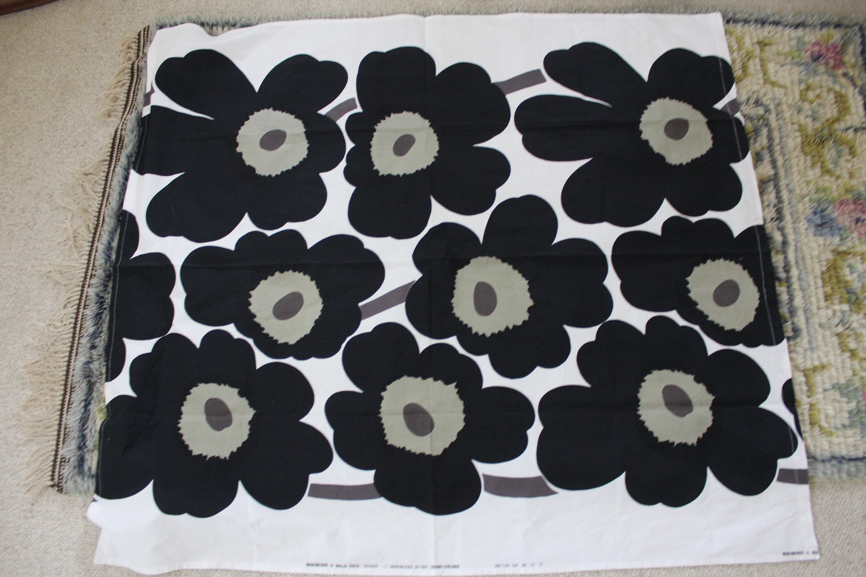 MARIMEKKO Tablecloth, UNIKKO Maija Isola 1965 Small Curtain