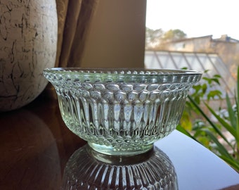 Vintage Glass Bowl Vintage Glass Serving Bowl Candy Dish Art Deco Style Retro Design, Collectible