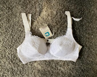 Vintage Bra White Lace Brassiere Ladies Lingerie Retro Wedding Societ Underwear Size 75B Collectible