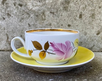 Set 2 Riga Porzellanfabrik Handbemalte Teetasse und Untertasse, Kaffeetasse-Set mit Blumendekoration Riga Porzellan
