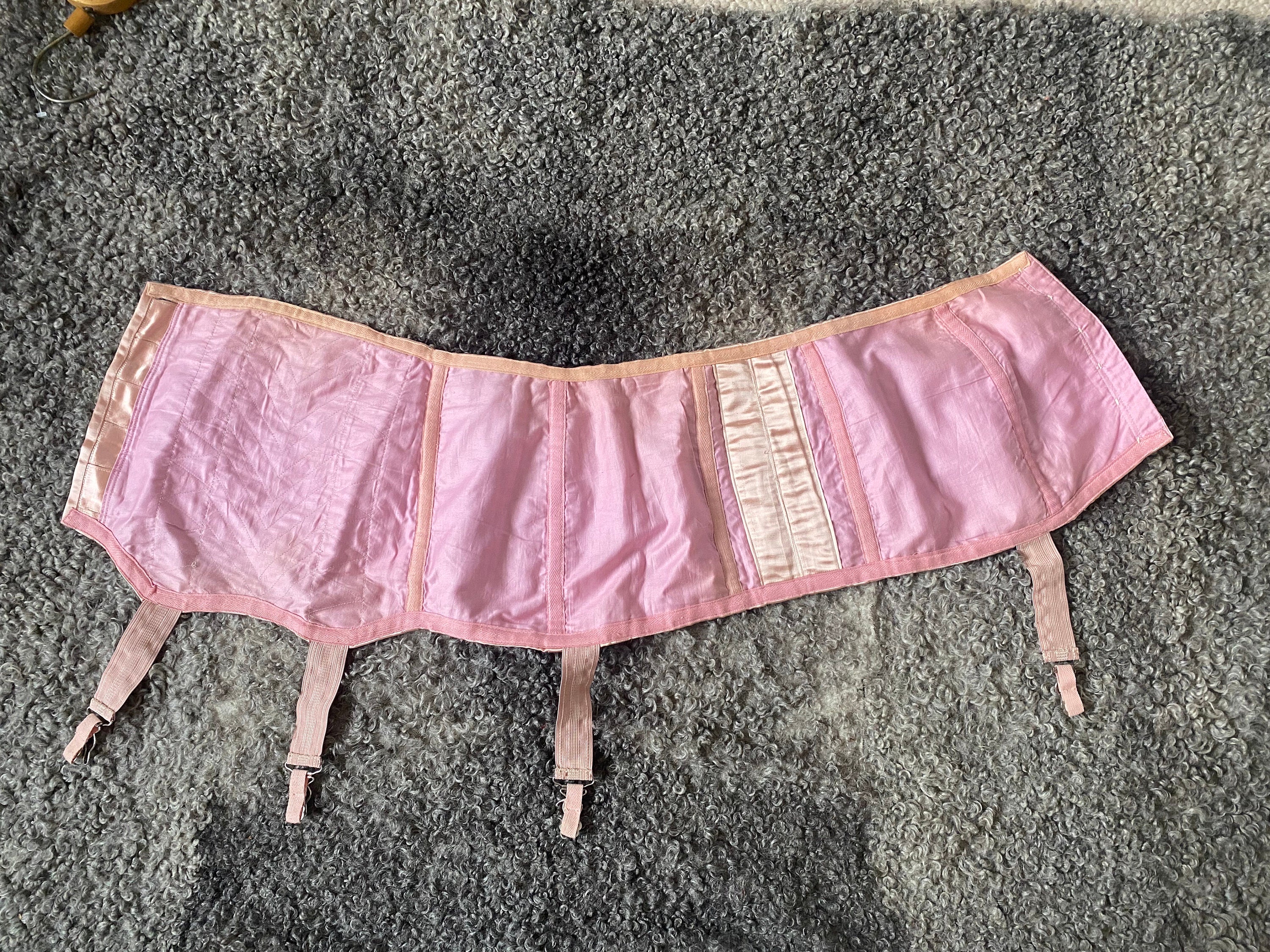 50s Garter Belt Vintage Suspender Belt Lingerie Retro Women Underwear Pink Girdle Silky Pearly Sexy Clothes Photoshoot Collectible Size S/M - Etsy 50s Garter Belt Vintage Suspender Belt Lingerie Retro Women Underwear Pink Girdle Silky Pearly Sexy Clothes Photoshoot Collectible Size S/M - Etsy