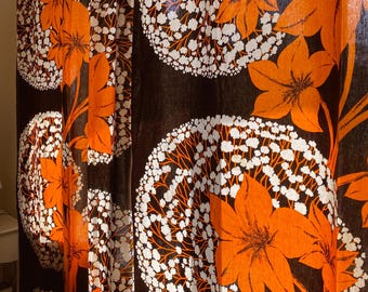 Scandinavian Vintage 1970s Cotton Curtains – Bold Orange Lily Floral on Brown – Retro Mid Century Modern Nordic Drapes – Boho Decor