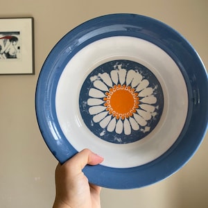 Figgjo Flint DAISY Big Salad Bowl, Designed by Turi Gramstad, Figgjo Flint Norway Vintage Scandinavian Design