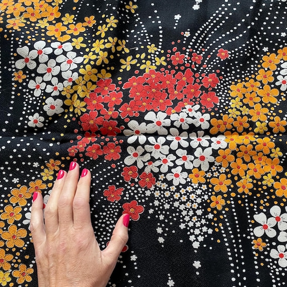 Blumen Retro Stoff Braun Orange 70er Vintage Viskose Blumen Stoff