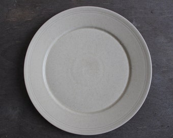 Hoganas Keramik Großer Beige Speiseteller, Skandinavisches Wohndekor