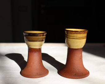Hueveras de cerámica de estudio escandinavo. Decoración vintage de Pascua, hueveras/portahuevos de cerámica, diseño escandinavo.