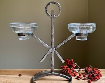 Portacandele vintage scandinavo in metallo, candeliere svedese fatto a mano in vetro spesso, decorazione natalizia in metallo forgiato a mano.
