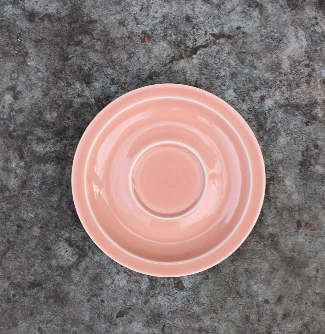 ヘガナス炻器 コーラルピンク ソーサー スウェーデン製 ヴィンテージ