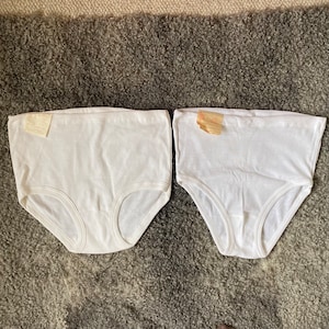 Vintage Baumwollhöschen M und L Größe Weiß Damen Dessous Unterwäsche Retro 100 % Baumwolle Unterhose mit Fabriketikett Estland MARAT