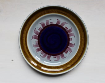 Rörstrand IDUNA Teller, Entworfen von Olle Alberius, Hand bemalter Keramik Teller Sammler Vintage Skandinavisches Design
