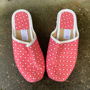 Vintage Slippers Home Shoes Retro Mid Century Women Pink Stars Slipper, Small Size  80s
