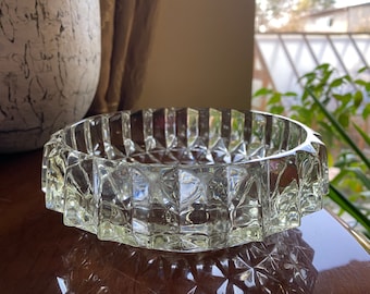 Faceted Glass Bowl Vintage Cut Glass Serving Bowl Candy Dish Art Deco Style Vintage Retro Design, Collectible