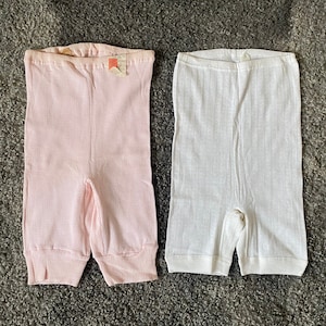 Frauen Vintage Langes Bein Höschen S Größe Unbenutzt Frauen Unterwäsche Baumwolle Weiß Rosa Pumphose Unterhose mit Fabrik Etikett. MARAT