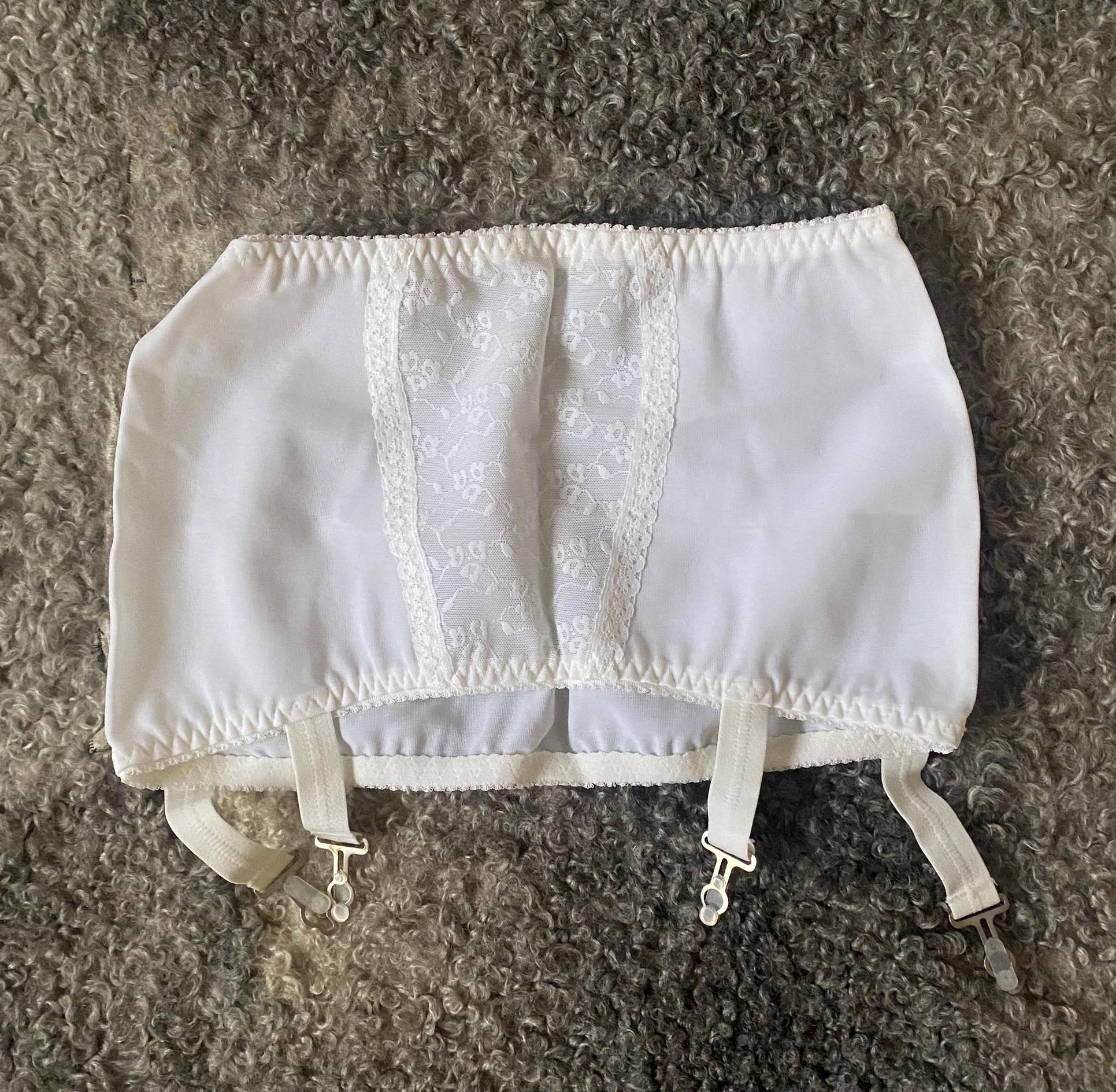 Gaine Porte-jarretelles Vintage Taille 84cm - Fabriqué En France, Couleur Saumon, Neuf Sans étiquette